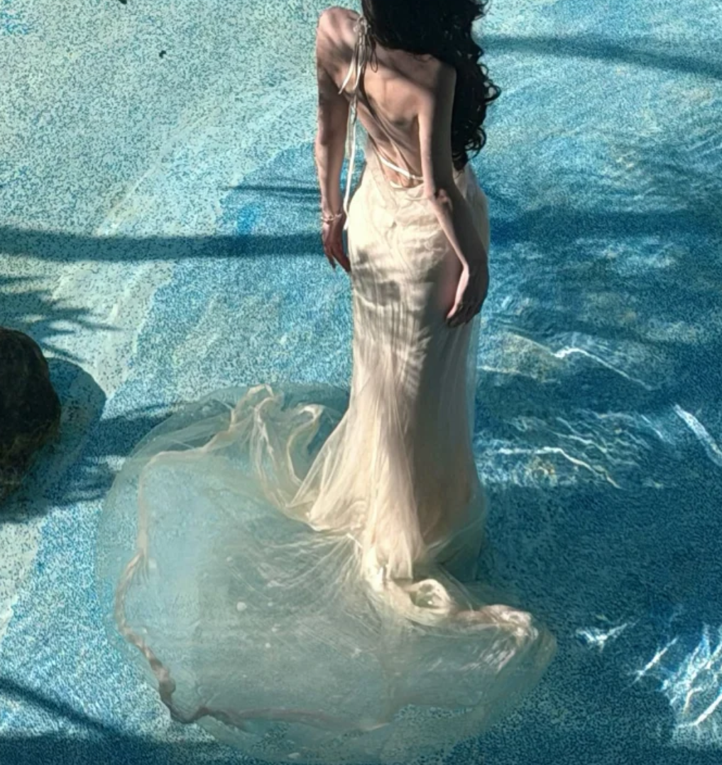 Charming Halter Neck Ivory Prom Dress Tulle Mermaid Formal Dress GG7012