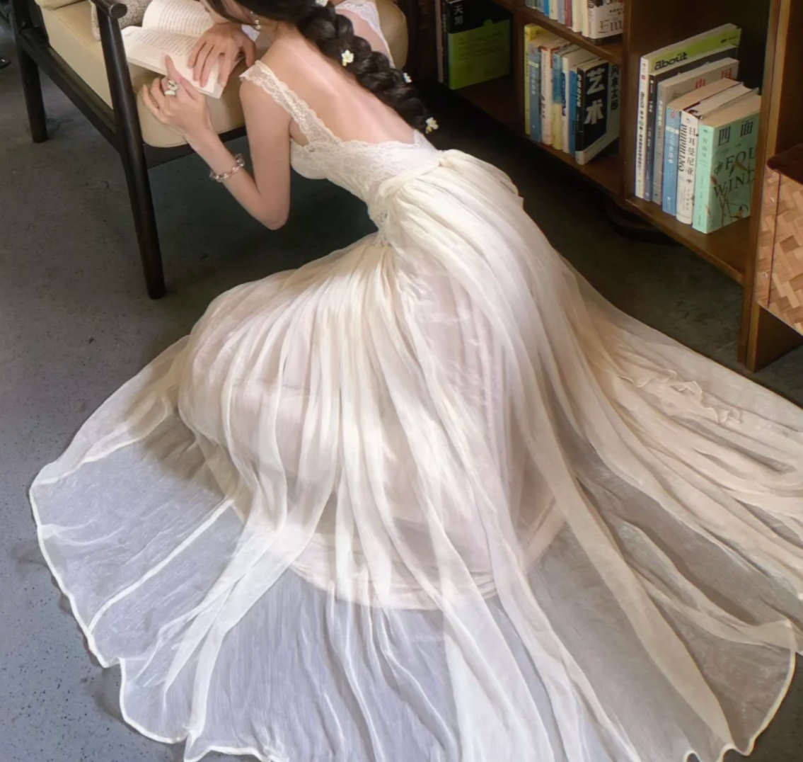 Graceful Spaghetti Strap Prom Dress White Lace A-Line Formal Dress GG7020