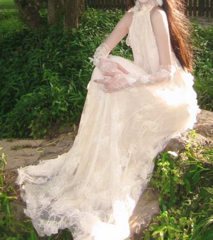 Dreamy Halter Neck Lace Prom Dress White Backless A-Line Formal Dress GG7023