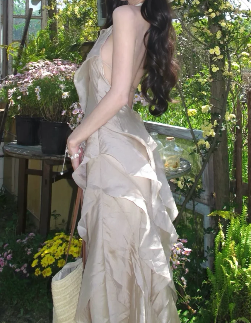Vintage Halter Neck Prom Dress Beige Ruffles A-Line Formal Dress GG7024