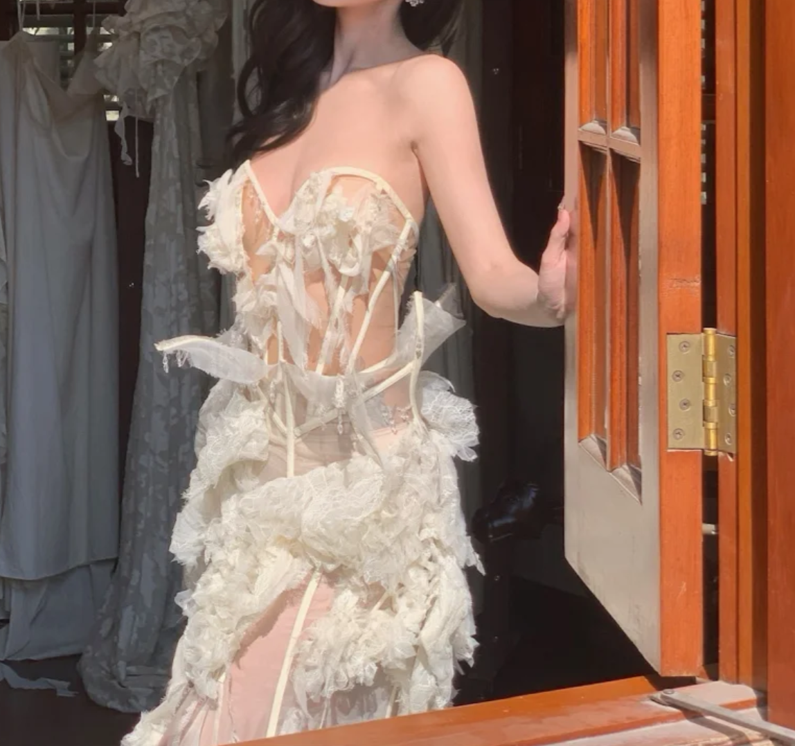 Ornate Strapless Ivory Prom Dress Ruffled Lace Mermaid Formal Dress GG7025