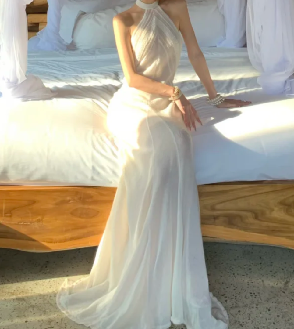 Classical Halter Neck Prom Dress White Mermaid Formal Dress GG7026