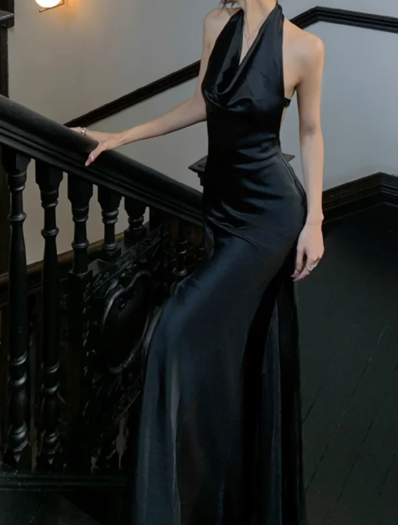 Romantic Draped Halter Neck Prom Dress Black Backless Mermaid Formal Dress GG7054