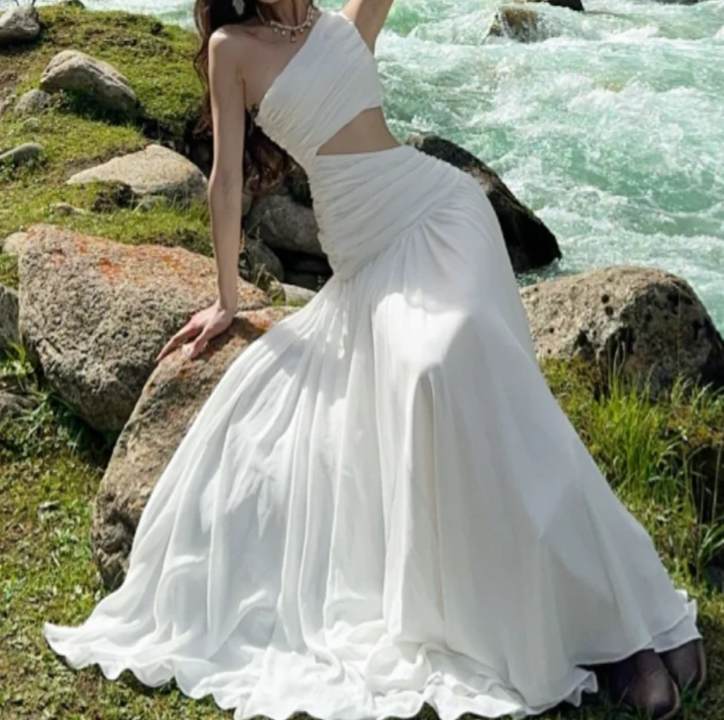 Graceful One Shoulder Prom Dress White Cutout A-Line Formal Dress GG7071