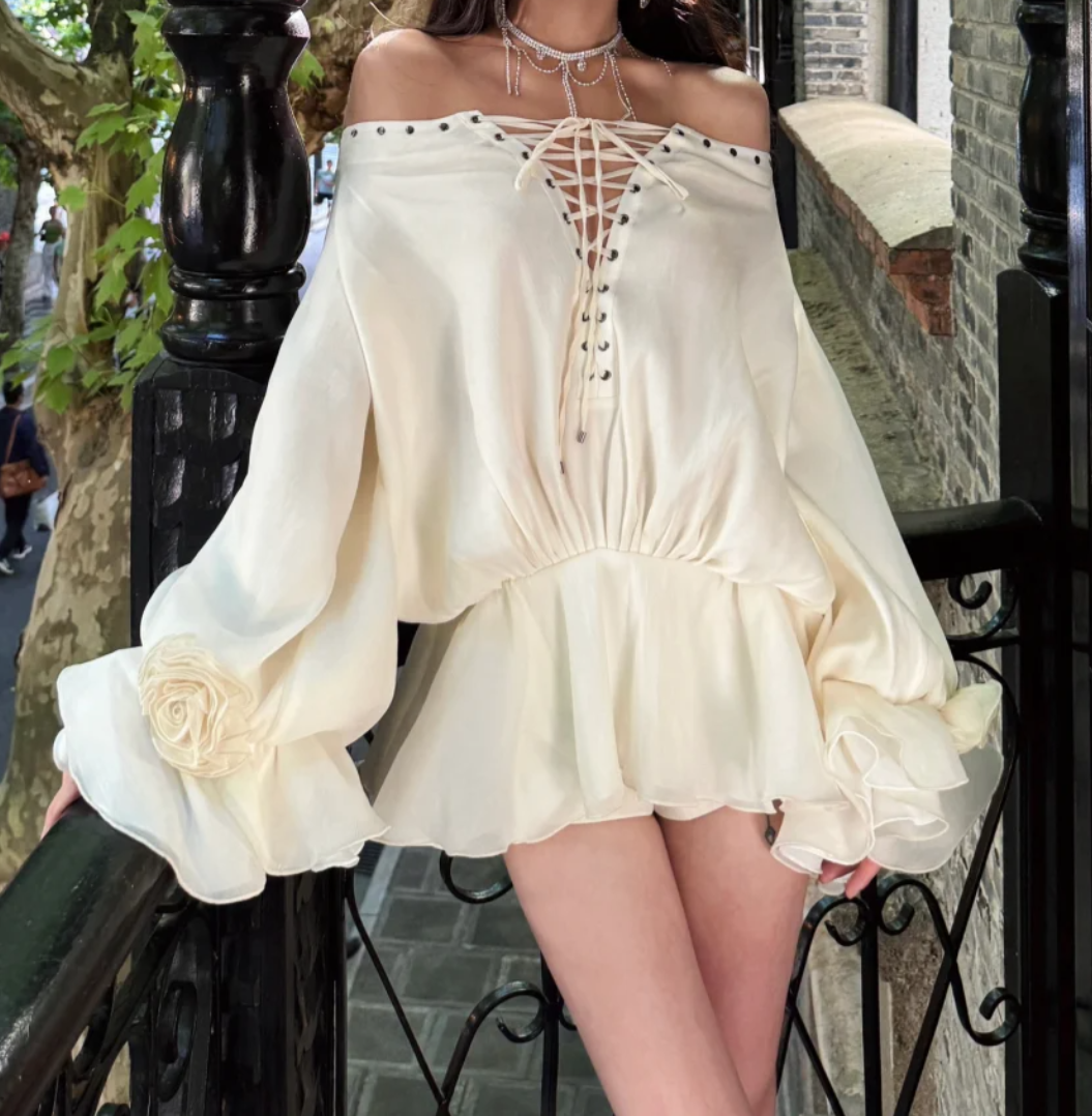 Chic Off-Shoulder Ivory Homecoming Dress Lace-Up Ruffles A-Line Birthday Dress GG7079