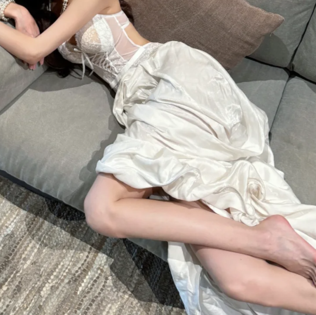 Classical Spaghetti Straps Prom Dress White Lace Satin Mermaid Formal Dress GG7080