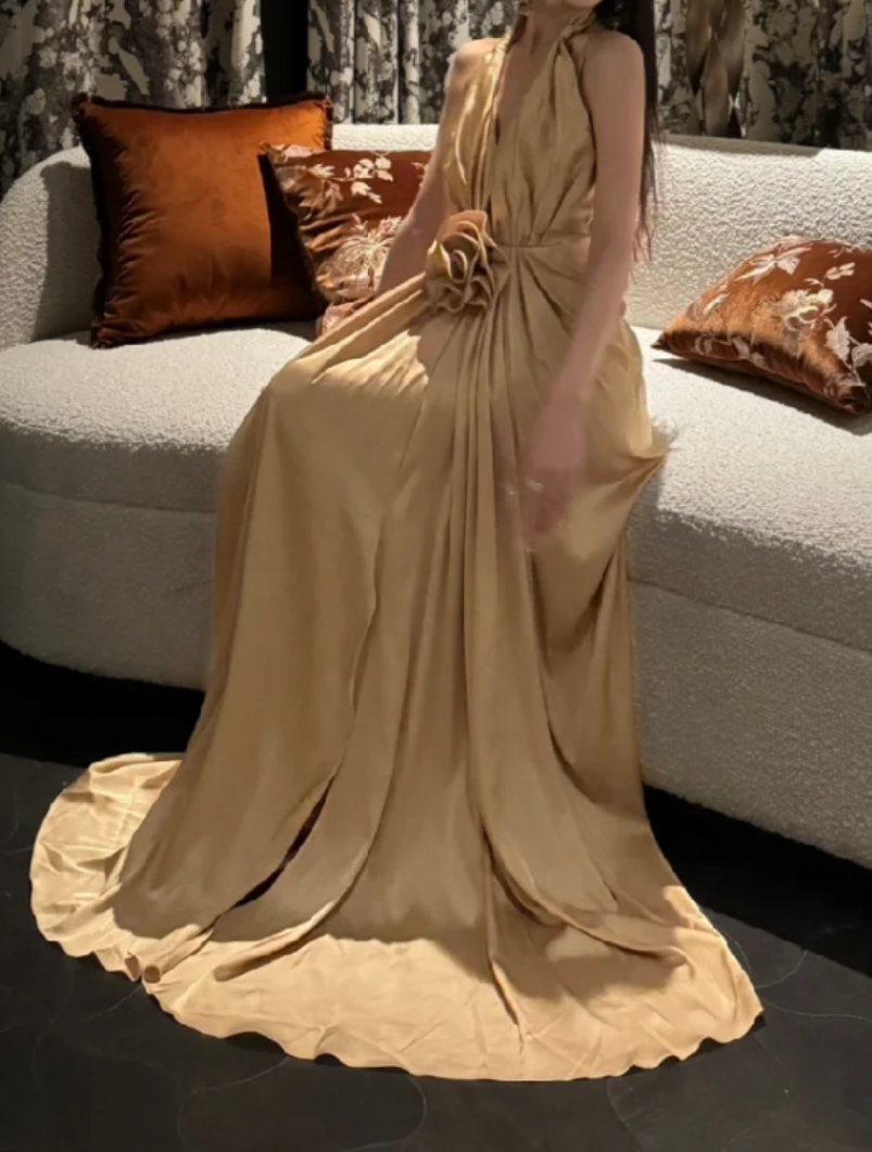 Classical Halter Neck Gold Prom Dress Handmade Flower Slit A-Line Formal Dress GG7084