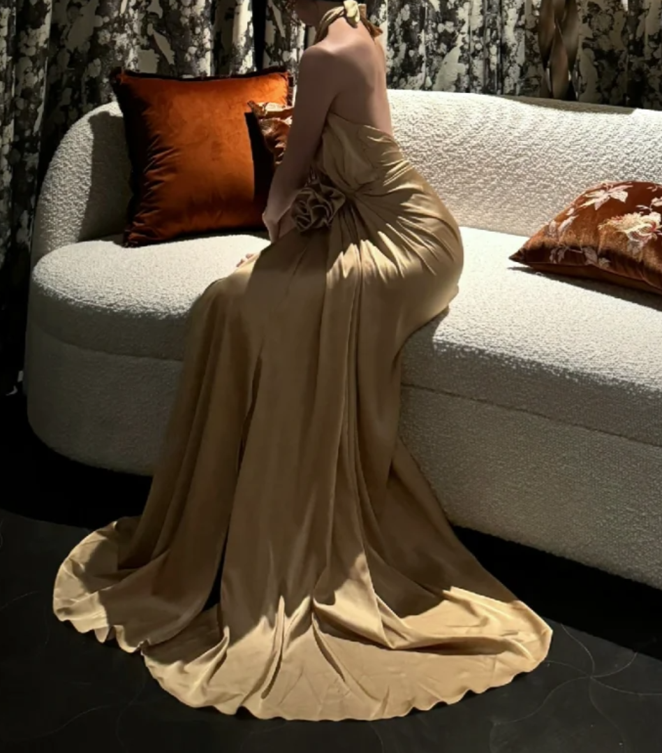 Classical Halter Neck Gold Prom Dress Handmade Flower Slit A-Line Formal Dress GG7084