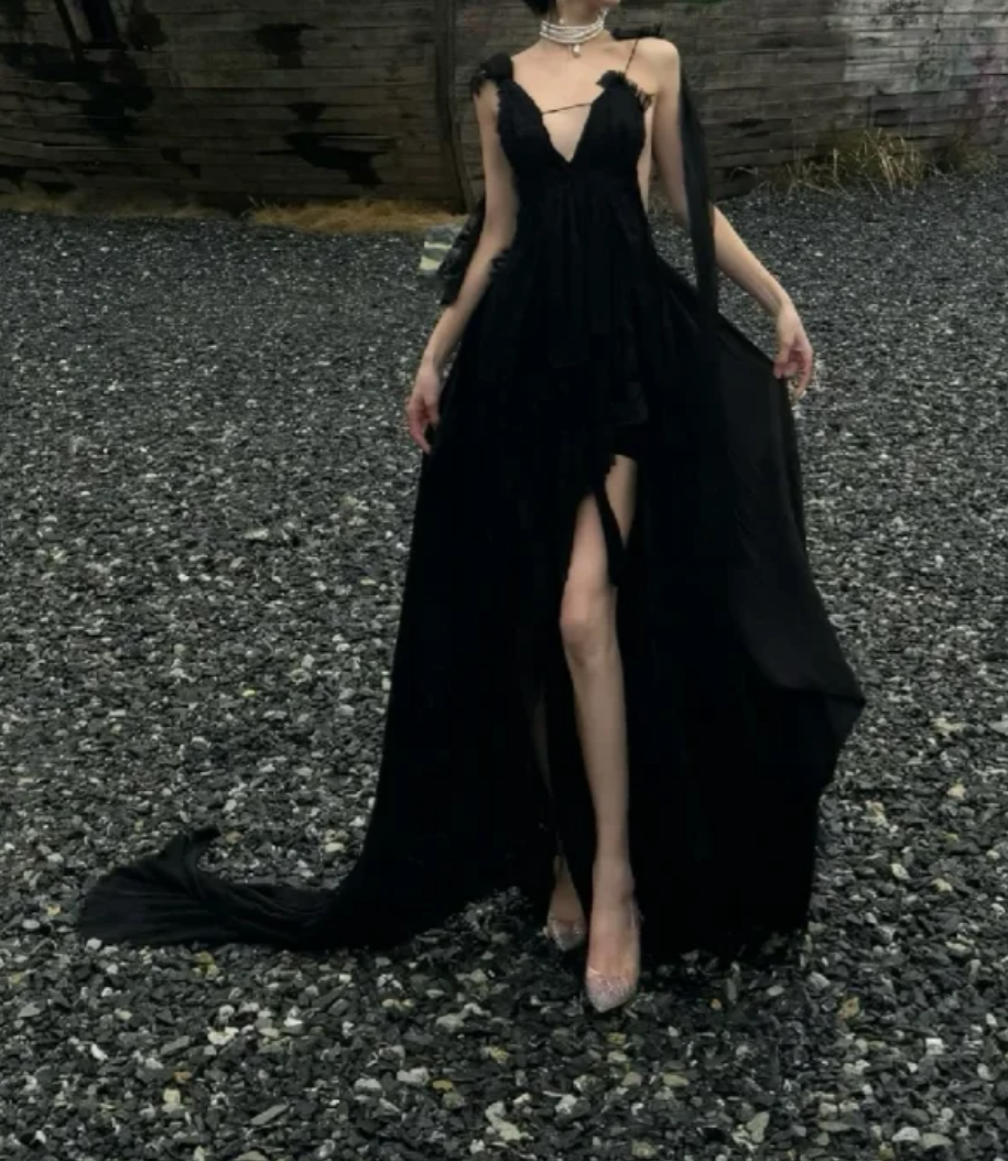 Charming V Neck Black Prom Dress Ruffles Slit A-Line Formal Dress GG7090