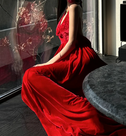 Alluring Halter Neck Red Prom Dress Backless Lace A-Line Formal Dress GG7092