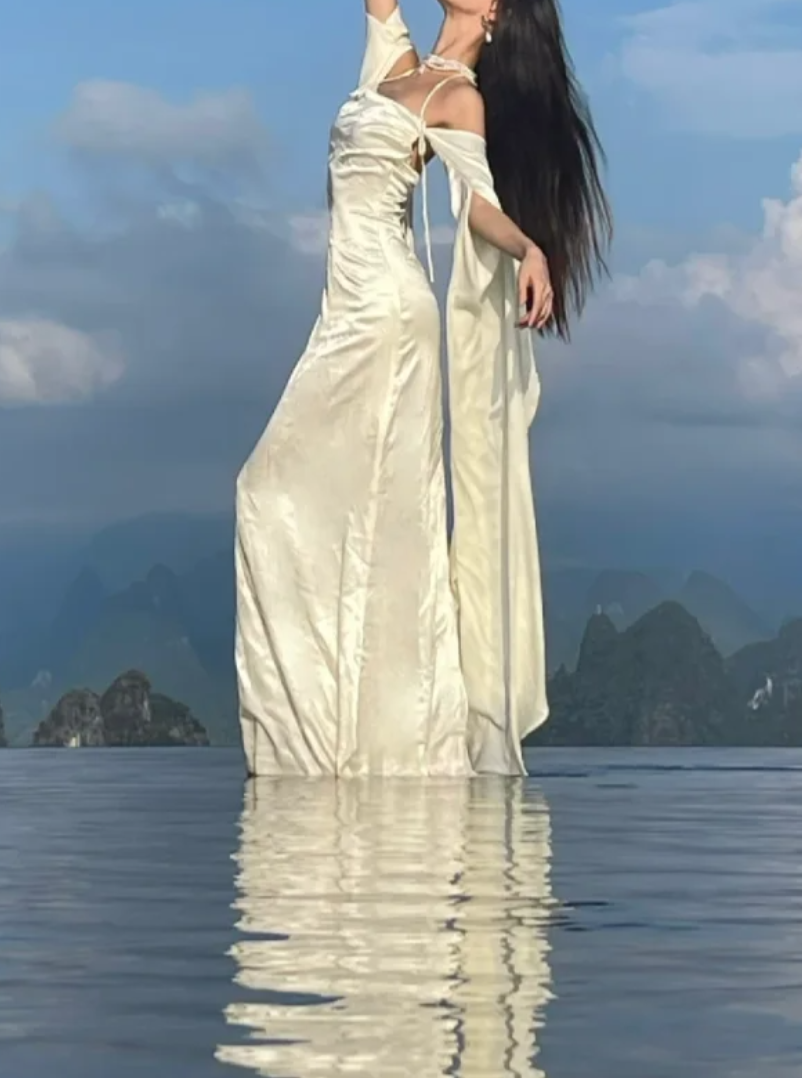 Graceful Off-Shoulder Wedding Dress Long Sleeve Satin Mermaid Bridal Dress GG7095