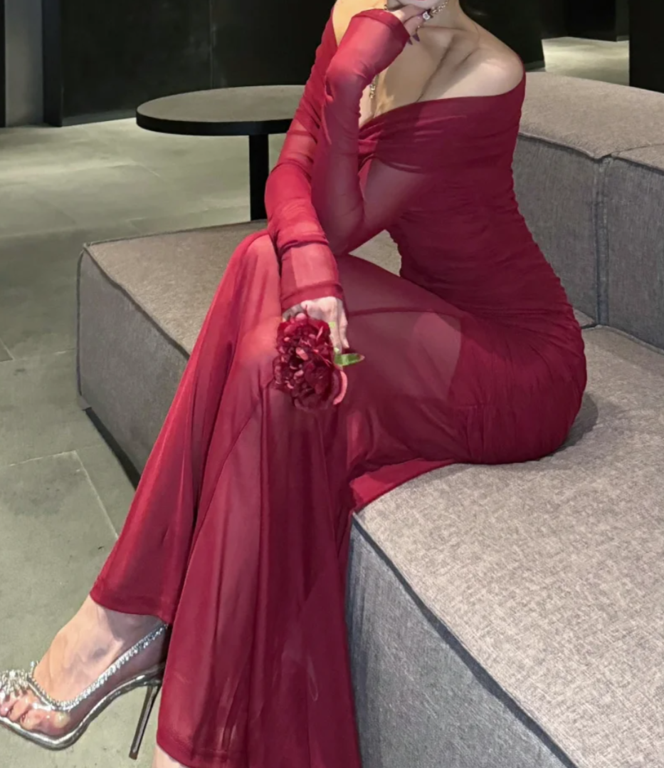 Classical Off-Shoulder Red Prom Dress Long Sleeve Mermaid Formal Dress GG7098