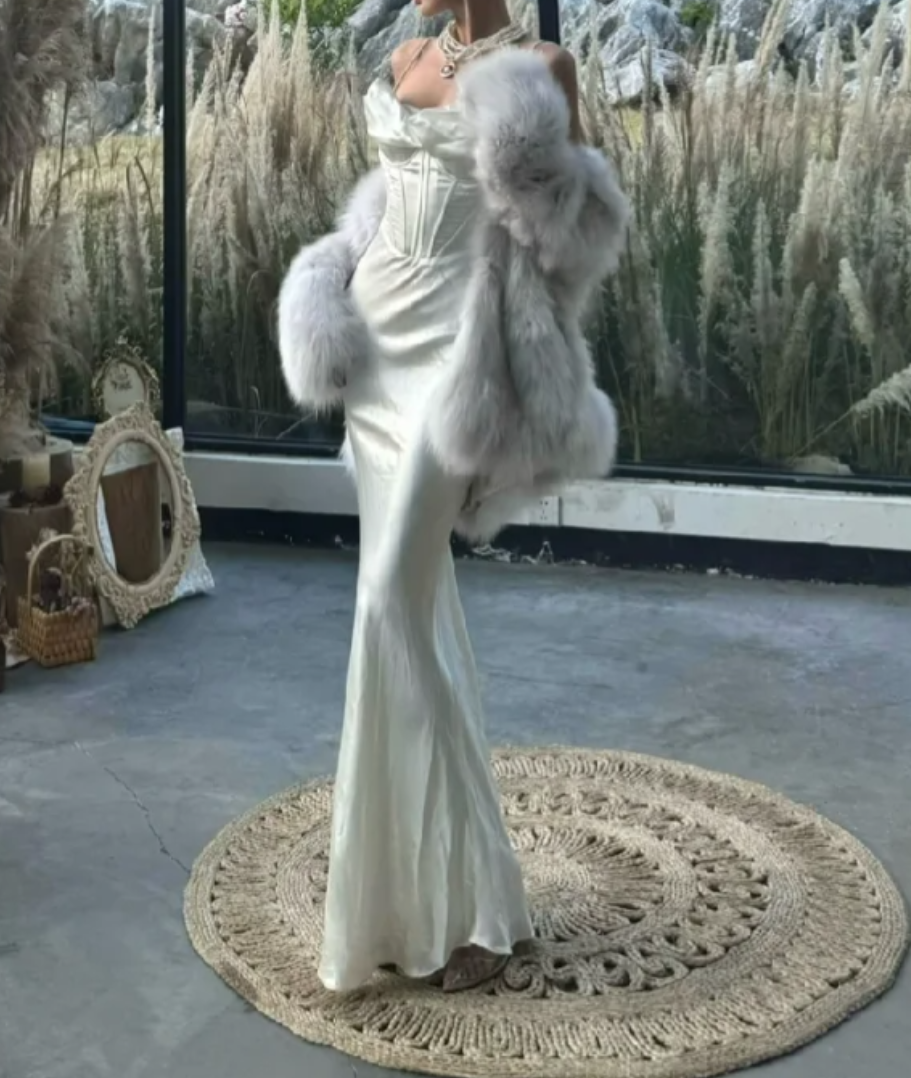 Chic Spaghetti Straps Prom Dress White Satin Mermaid Formal Dress GG7107