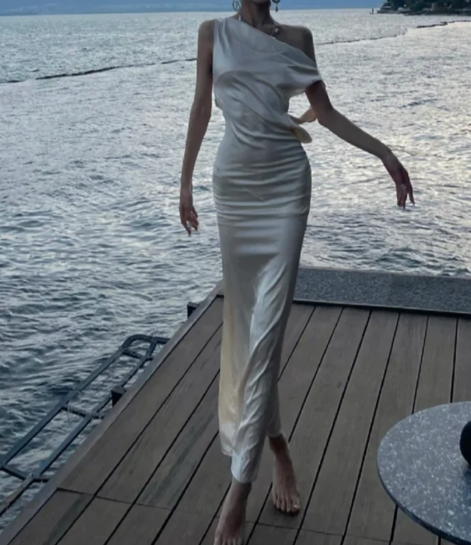Attractive Off-Shoulder Prom Dress Satin Backless Mermaid Formal Dress GG7113
