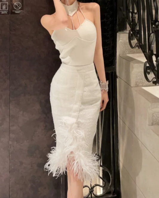 Unique Halter Neck White Homecoming Dress Sequins Fur Sheath Birthday Dress GG7127