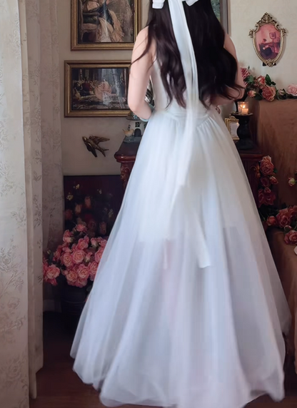 Flowy Spaghetti Strap Wedding Dress Appliques Tulle A-Line Bridal Dress GG7143