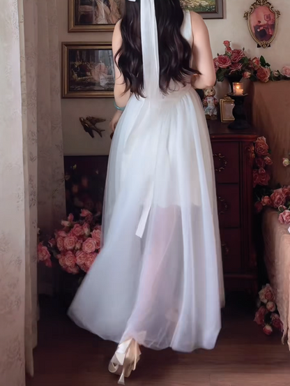 Flowy Spaghetti Strap Wedding Dress Appliques Tulle A-Line Bridal Dress GG7143