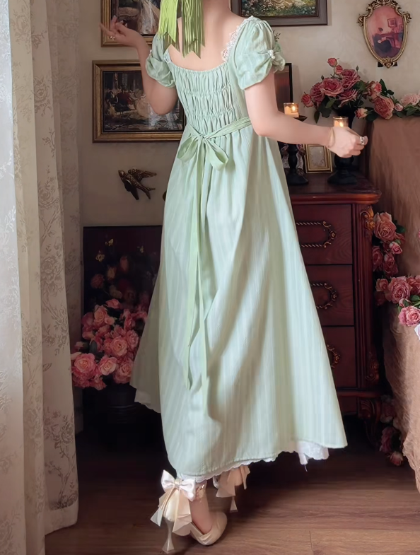 Playful Square Neck Prom Dress Green Short Sleeve A-Line Formal Dress GG7145