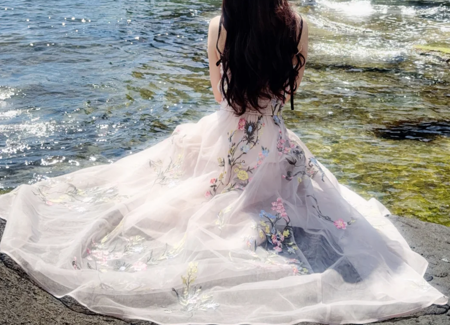 Charming Spaghetti Straps Prom Dress Floral Embroidery A-Line Formal Dress GG7149