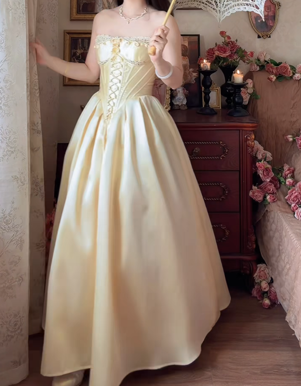 Elegant Strapless Yellow Prom Dress Lace Satin A-Line Formal Dress GG7156