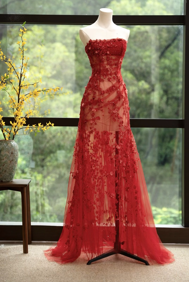Alluring Strapless Red Prom Dress Sequins Appliques A-Line Formal Dress GG7171