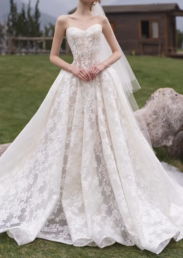 Gorgeous Strapless Wedding Dress Lace A-Line Bridal Dress GG7175