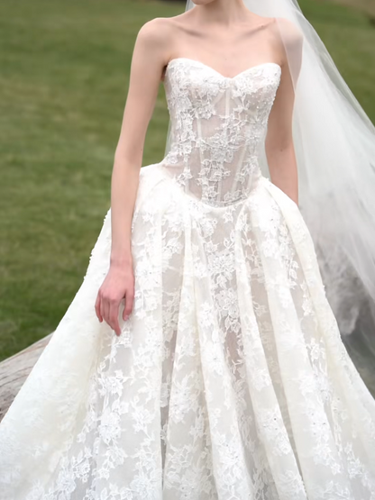 Gorgeous Strapless Wedding Dress Lace A-Line Bridal Dress GG7175