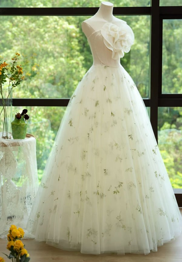 Attractive Strapless Green Prom Dress Handmade Flowers Tulle A-Line Formal Dress GG7176