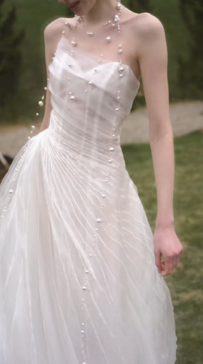Alluring Strapless Wedding Dress Tulle A-Line Bridal Dress GG7178