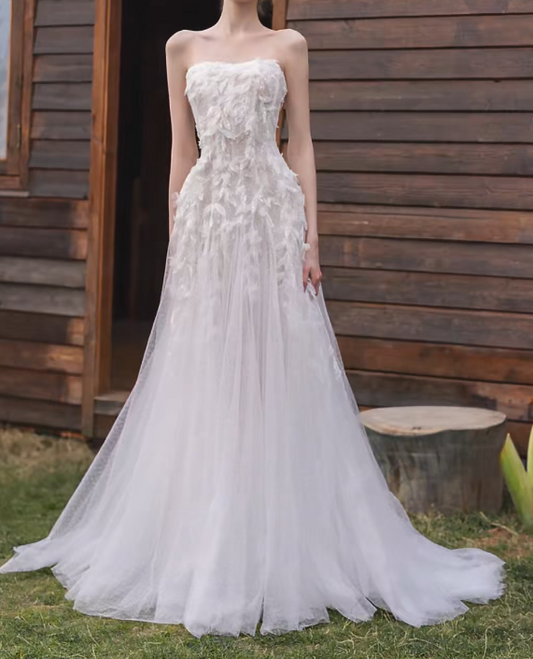 Romantic Strapless Wedding Dress Sequins Tulle A-Line Bridal Dress GG7180