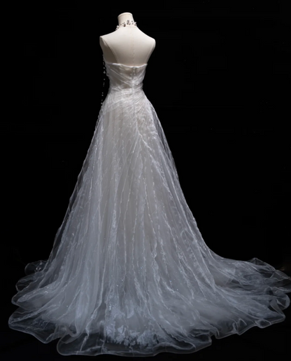 Gorgeous Strapless Wedding Dress Tulle A-Line Bridal Dress GG7191