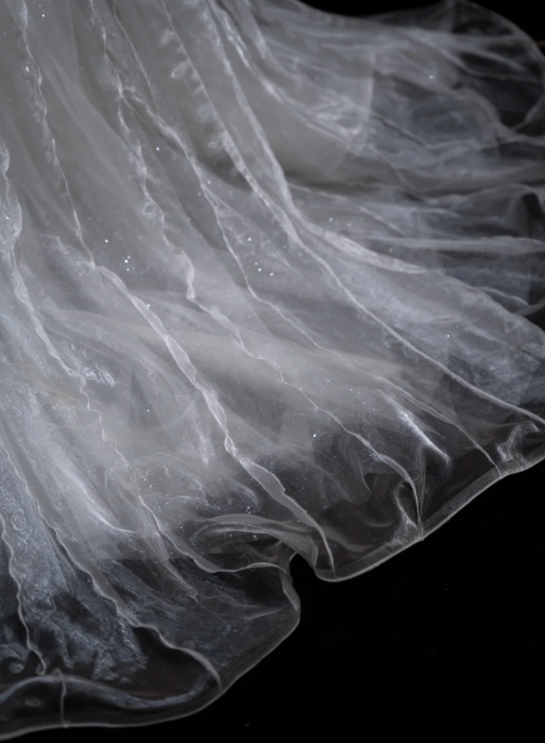 Gorgeous Strapless Wedding Dress Tulle A-Line Bridal Dress GG7191