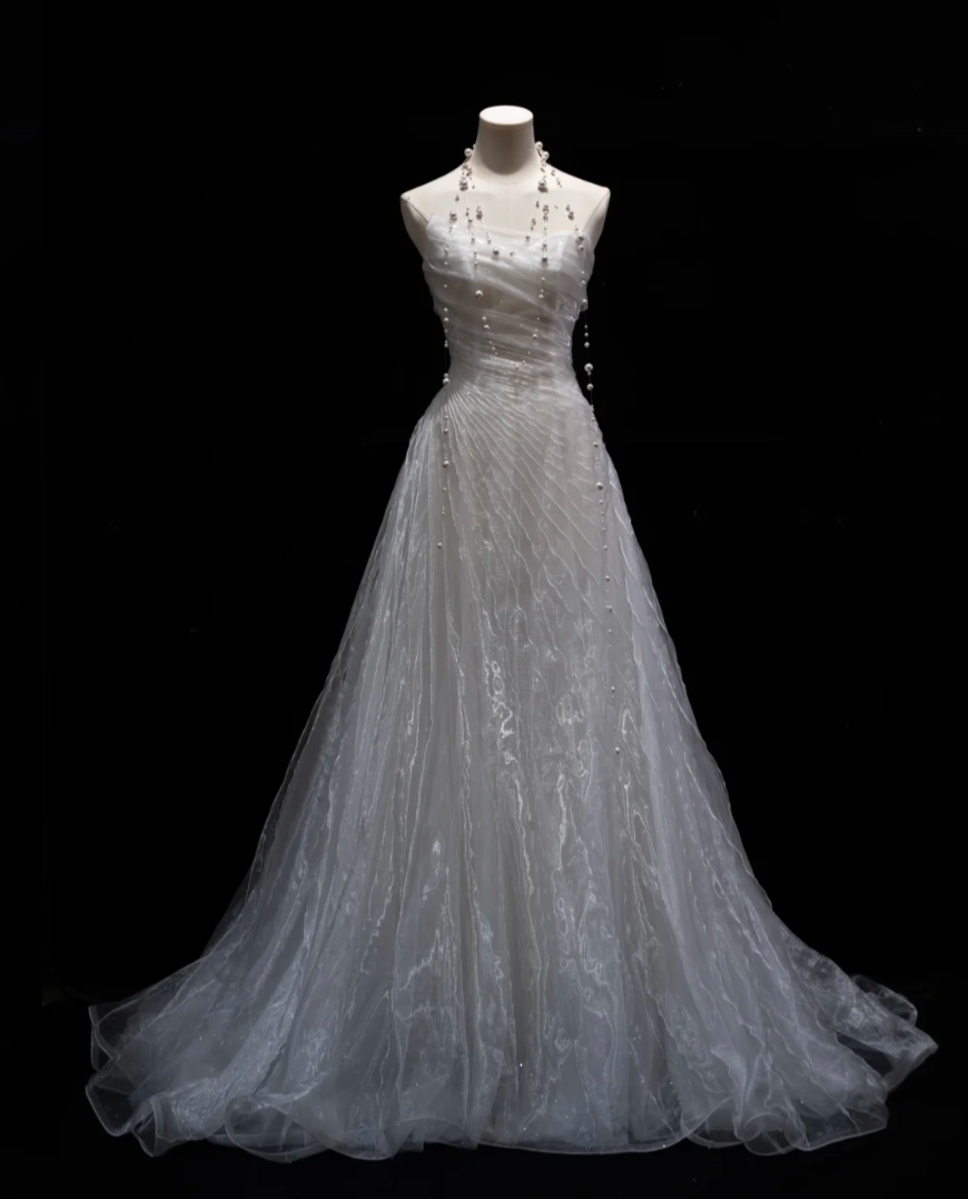 Gorgeous Strapless Wedding Dress Tulle A-Line Bridal Dress GG7191