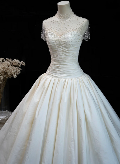Romantic Illusion Neck Wedding Dress Satin Beads A-Line Bridal Dress GG7192