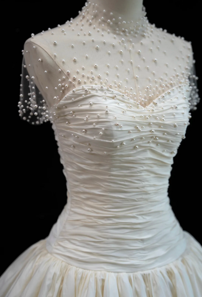 Romantic Illusion Neck Wedding Dress Satin Beads A-Line Bridal Dress GG7192