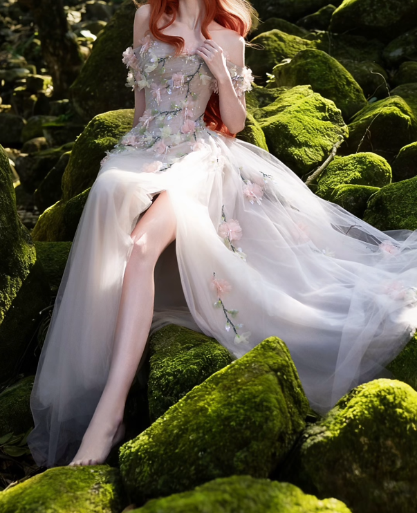 Romantic Off-Shoulder Tulle Prom Dress Appliques Sequins A-Line Formal Dress GG7196