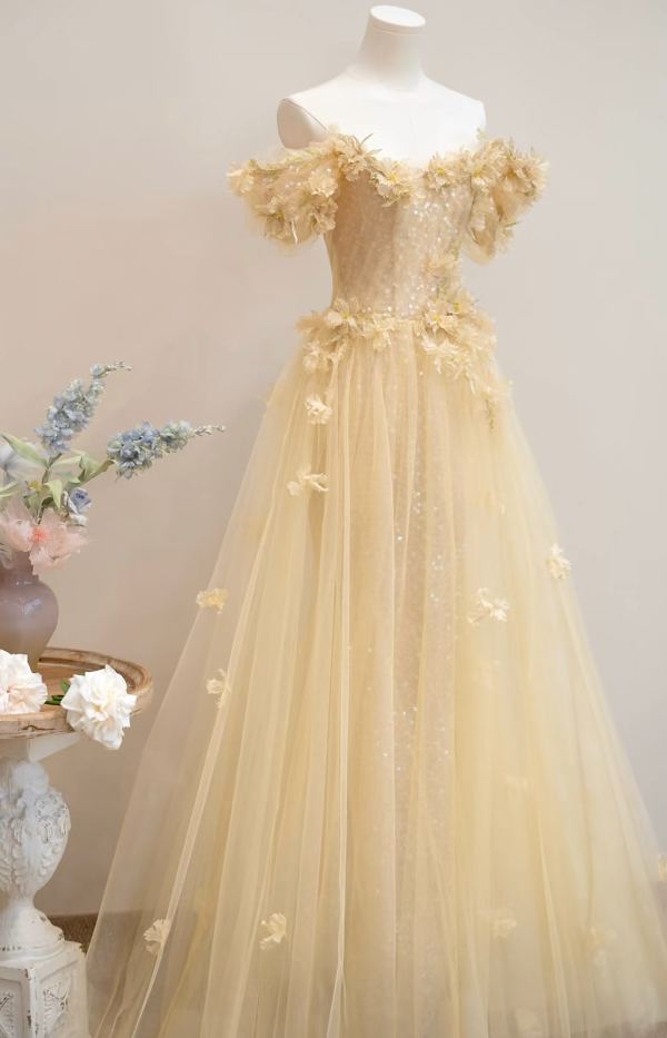 Glam Off-Shoulder Pastel Yellow Prom Dress Sequins Appliques A-Line Formal Dress GG7208
