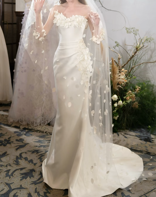 Sleek Strapless Prom Dress White Appliques Mermaid Formal Dress GG7221