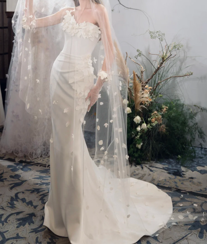 Sleek Strapless Prom Dress White Appliques Mermaid Formal Dress GG7221
