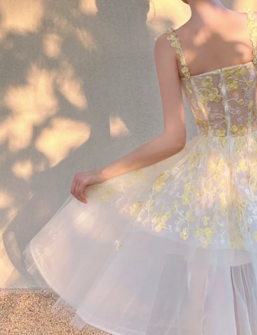 Glam Spaghetti Straps Yellow Homecoming Dress Floral Tulle A-Line Birthday Dress GG7228