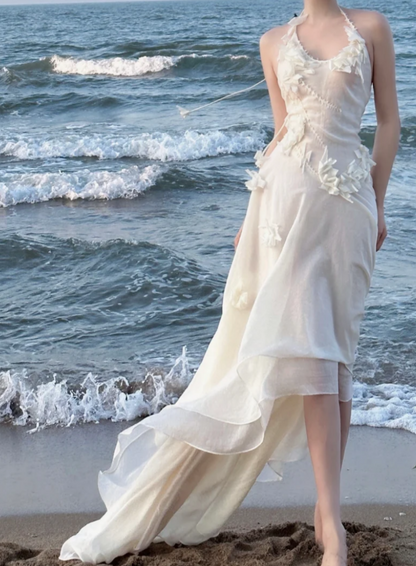 Gorgeous Halter Neck White Prom Dress Backless Appliques A-Line Formal Dress GG7233