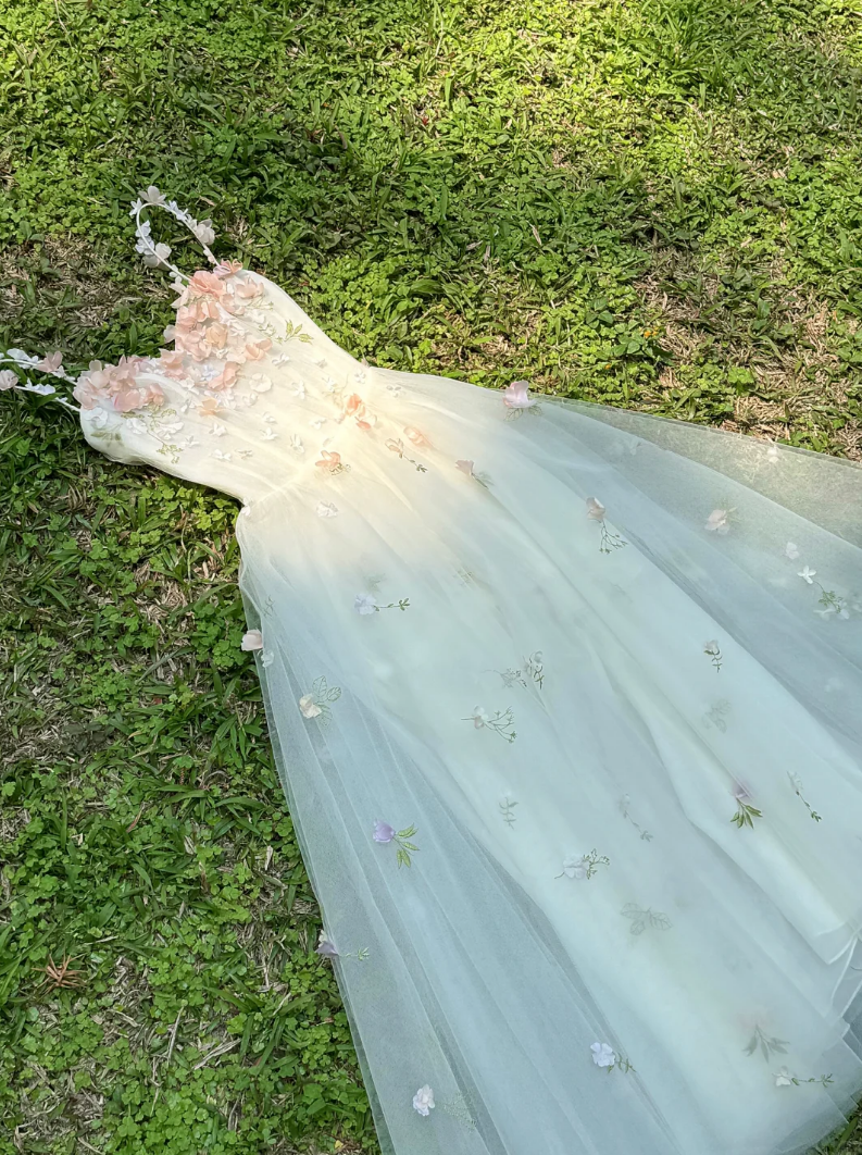 Unique Spaghetti Straps White Prom Dress Appliques Tulle A-Line Formal Dress GG7238