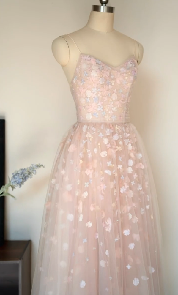 Adorable Spaghetti Straps Pink Prom Dress Appliques Tulle A-Line Formal Dress GG7241