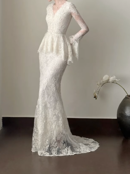 Glamorous V Neck Wedding Dress Lace Long Sleeve Mermaid Bridal Dress GG7255