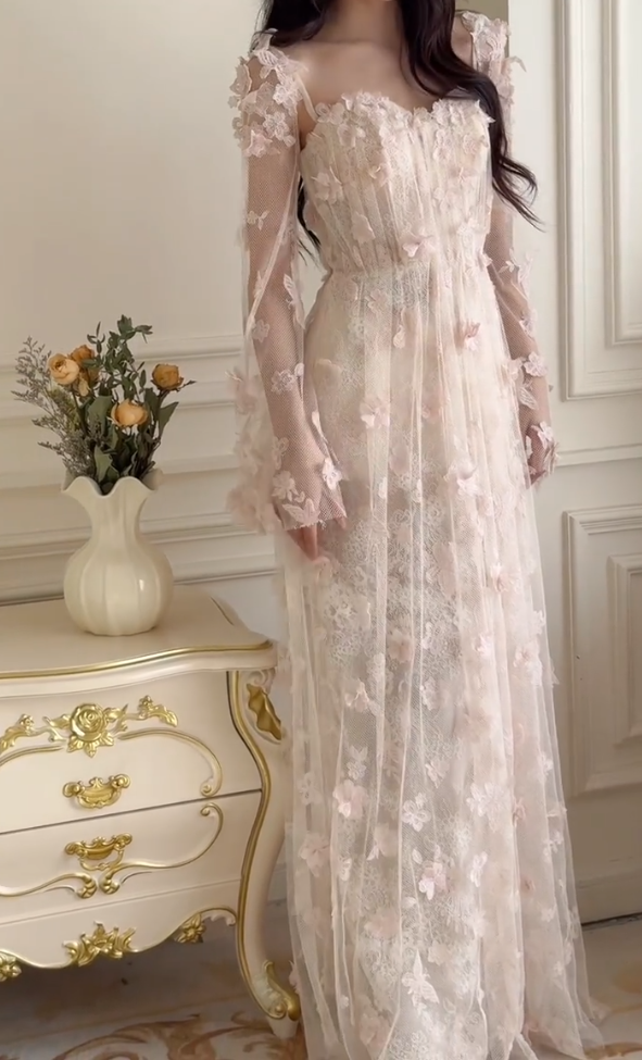 Ornate Spaghetti Straps Prom Dress With Detachable Sleeves Lace Appliques A-Line Formal Dress GG7261