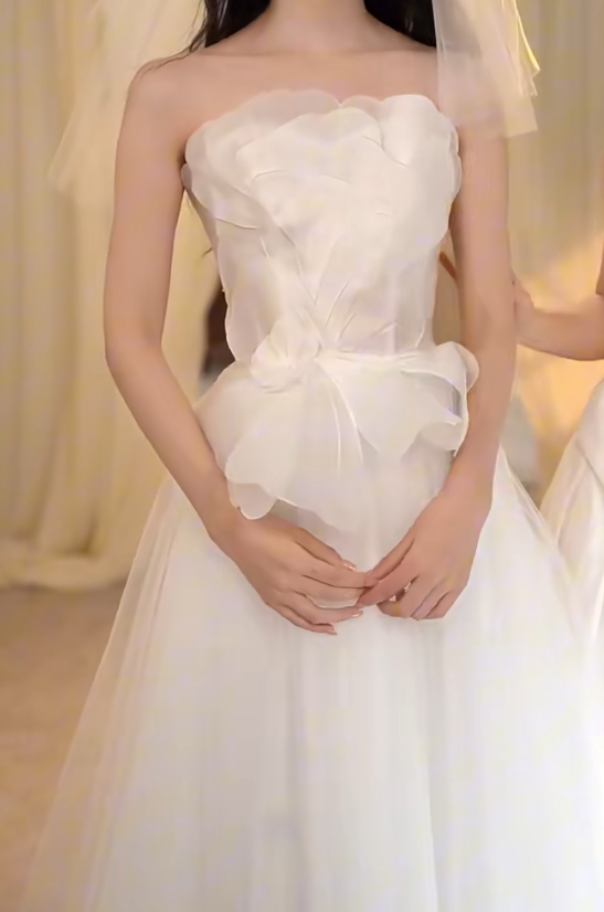 Adorable Strapless Homecoming Dress White Petals A-Line Birthday Dress GG7290