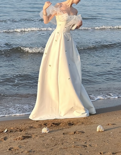 Gorgeous Off-Shoulder Wedding Dress Satin Floral A-Line Bridal Dress GG7293