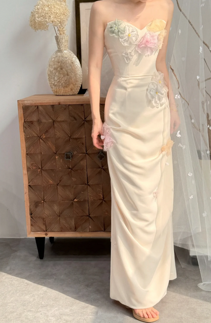 Cute Strapless Appliques Wedding Dress White Sheath Bridal Dress GG7297
