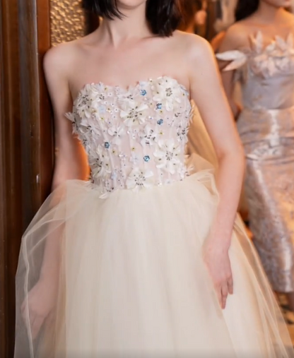 Glam Strapless Wedding Dress Appliques Sequins Tulle A-Line Bridal Dress GG7308