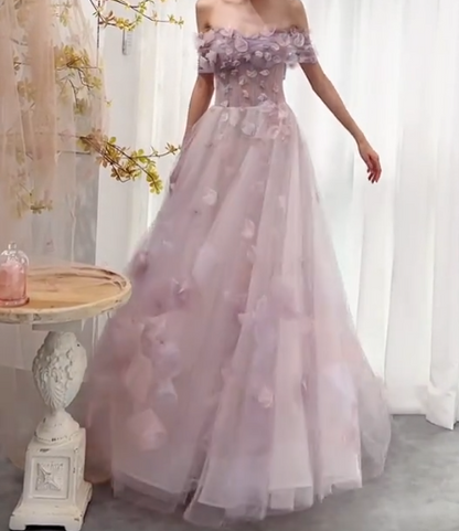 Elegant Off-Shoulder Tulle Prom Dress Purple Appliques A-Line Evening Dress GG7324